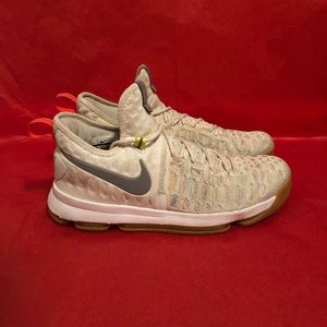 Kevin Durant 9 Kd 9 multi color basketball shoe